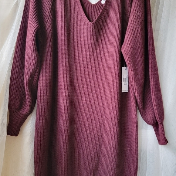𝅺NWT WINE CABLE KNIT DRESS BY DEX - Picture 6 of 10